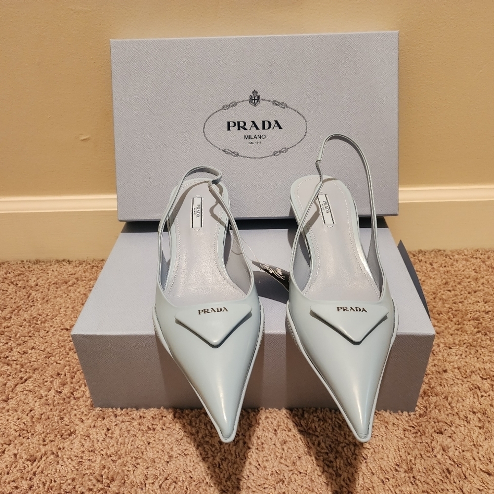 🛑SOLD🛑 Prada Women's Elegant Light Blue Kitten Slingback Heels